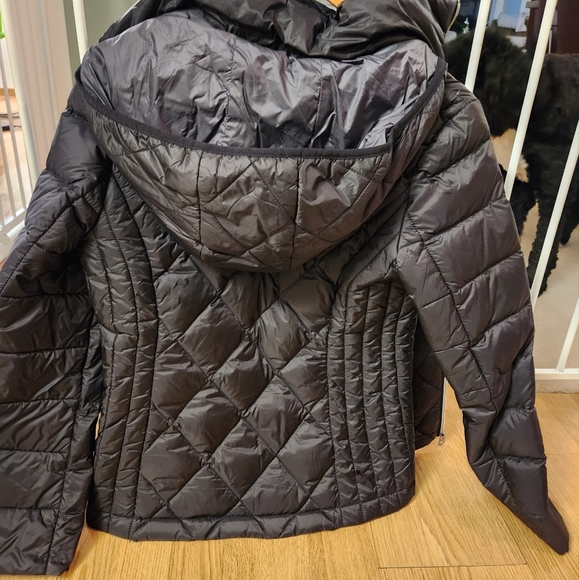 Lucky brand puffer - Picture 3 of 3